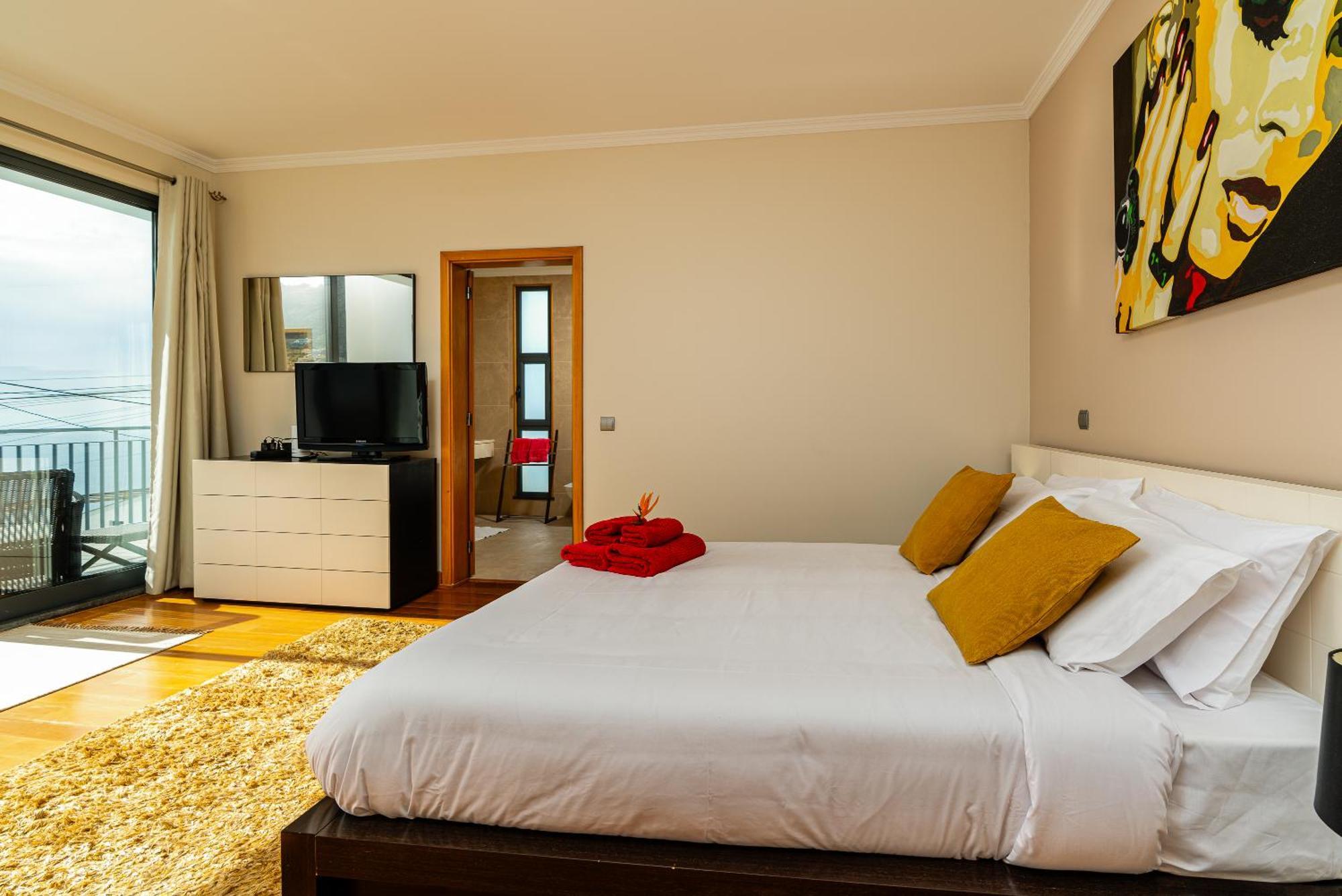 Villa Nunes, Big Holiday House With Private Pool Calheta  Bagian luar foto