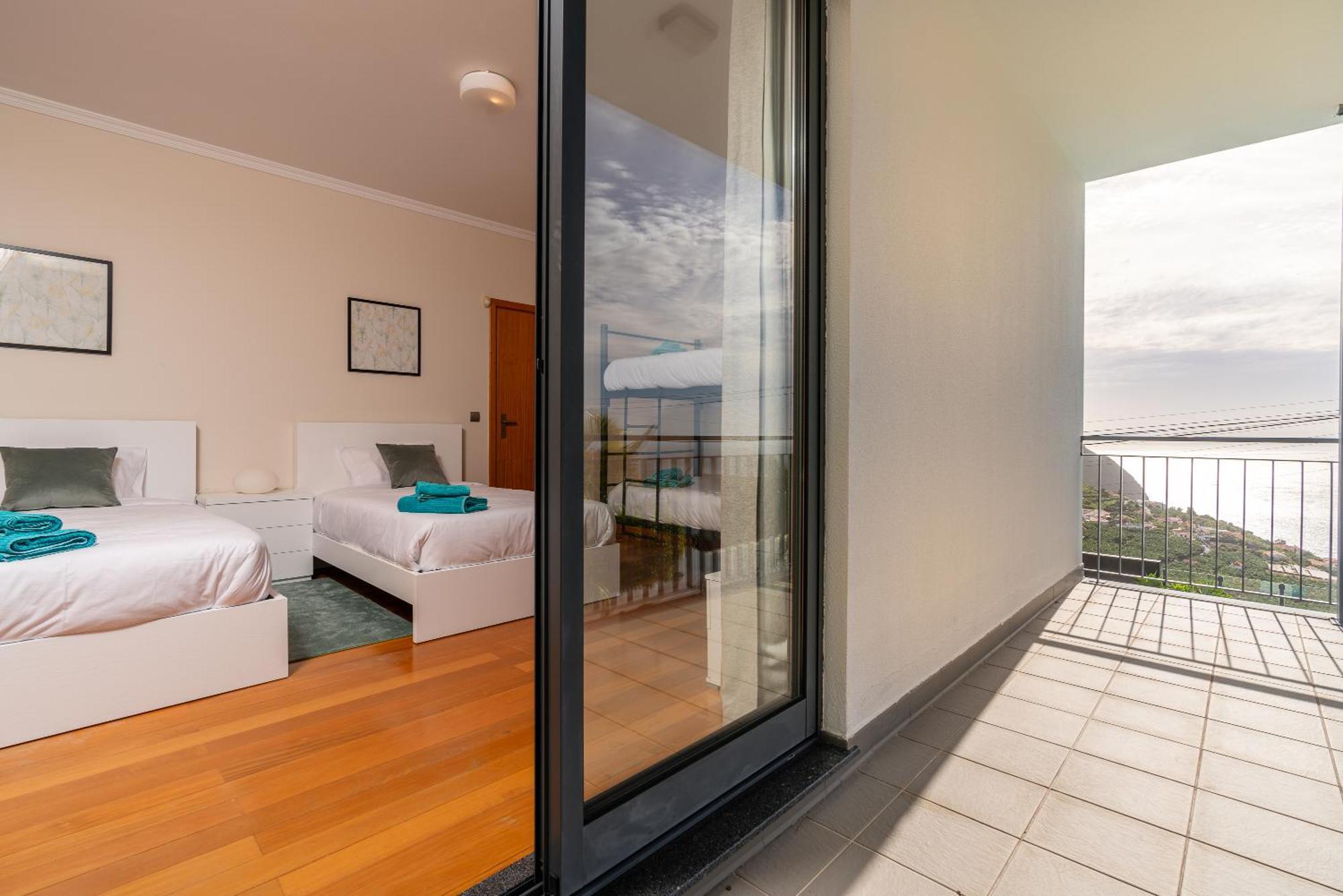 Villa Nunes, Big Holiday House With Private Pool Calheta  Bagian luar foto